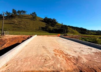 Nova ponte da Ponta Fina Sul entra na reta final e já permite a passagem de veículos