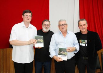 Quatro autores resgatam, em 1.400 páginas, 160 anos da história regional