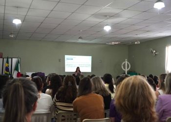 Nova Trento promove orientação sobre proteção de crianças e adolescentes no ambiente digital