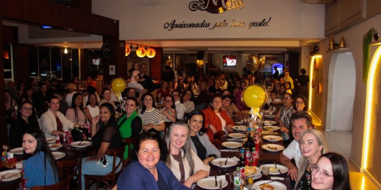 SindiEducar celebra o Dia dos Professores com noite de valorização e reencontros